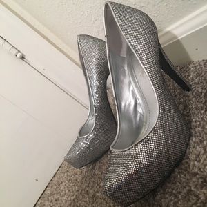 BCBG HEELS